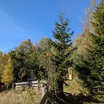 Hobbitowka Szarocin
