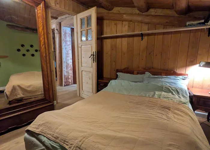 Hobbitowka Casa vacanze Szarocin